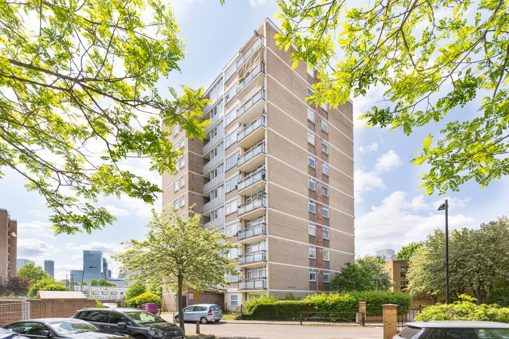View property at 18 Salisbury House, Hobday Street, Poplar, E14 6AY