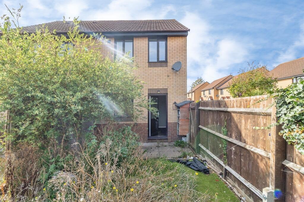 Baynham Mead, Kents Hill, Milton Keynes - Image 2